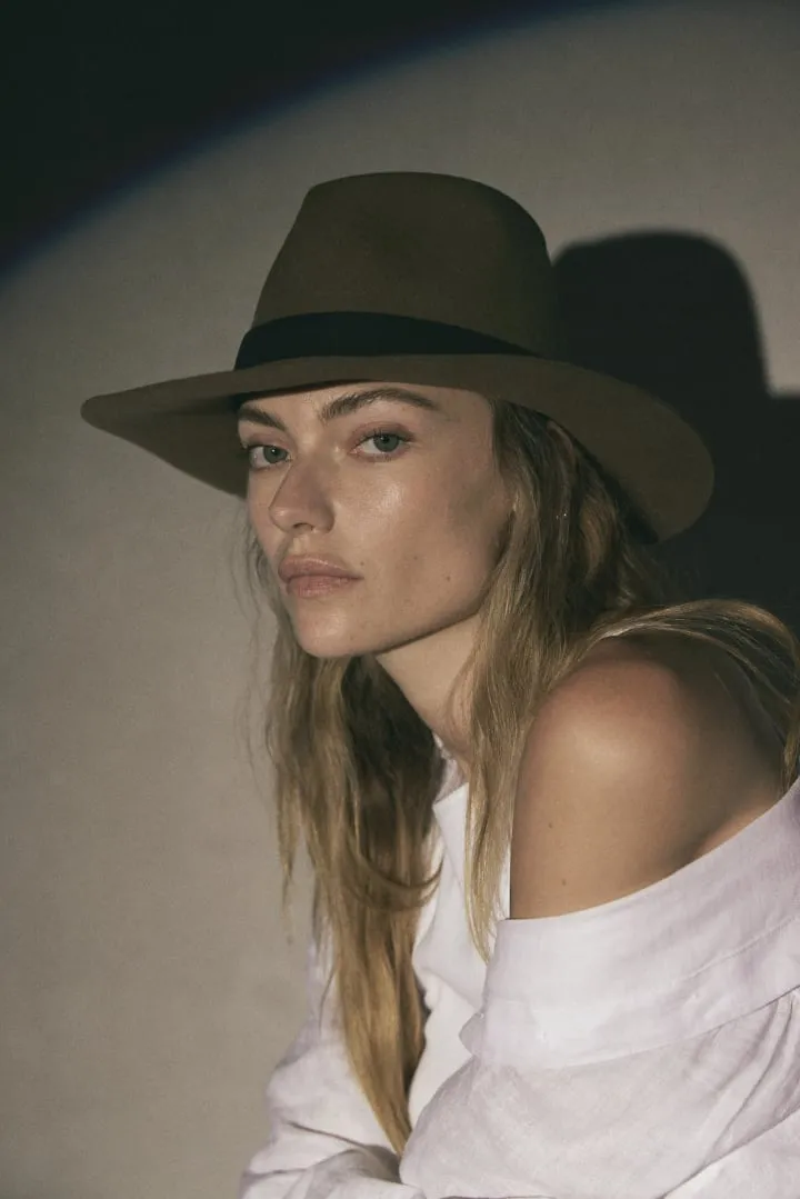 Janessa Leoné Luca Hat