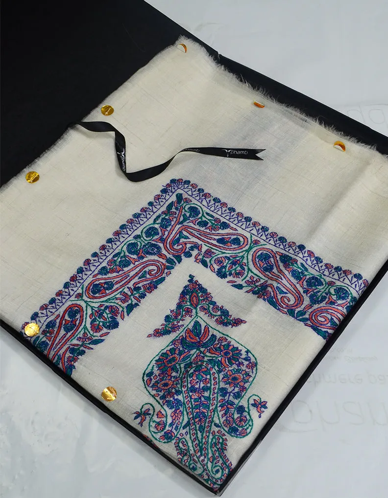 Mussar Rumaal Large Naqsha White RL00332