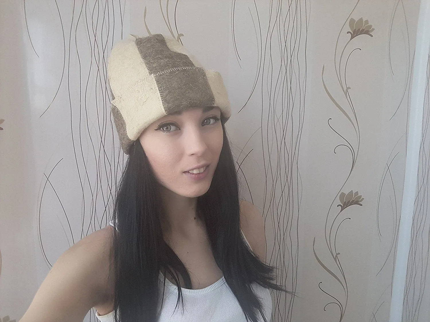 Sauna Hat Cap from Real Sheep&#39;s Wool Felt for Russian Banya Finnish Hot Dry Steam Room Bath House Stylish Accessory Men and Women