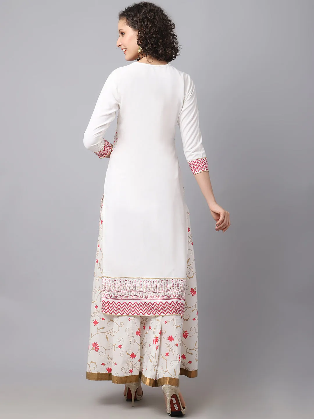 Women Off White Geometric Embroidered Thread Work Kurta And Printed Skirt
